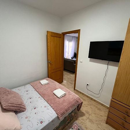 Apartamento Compartido - Solo El Dormitorio Es Privado Torrevieja Eksteriør billede
